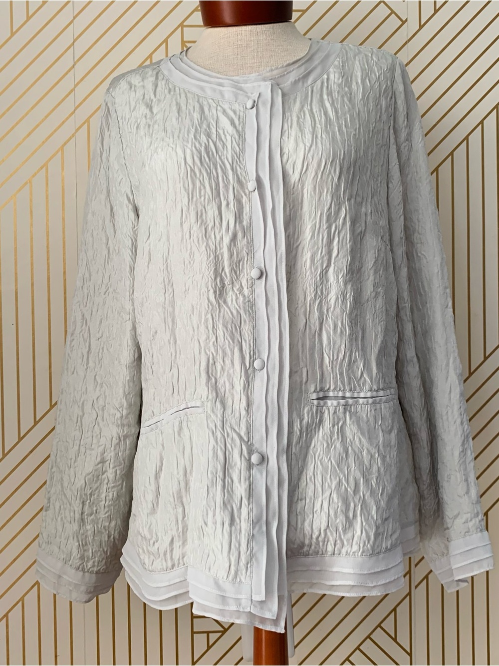 Coldwater Creek 100% Silk jacket shrug cardigan blouse Silver gray Vintage VTG M